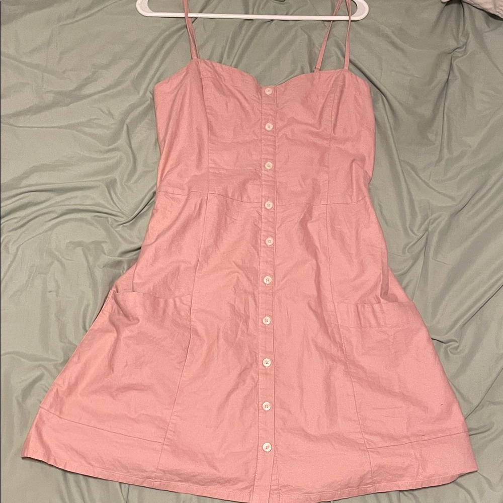 “Abercrombie & Fitch” pink strap dress 💟